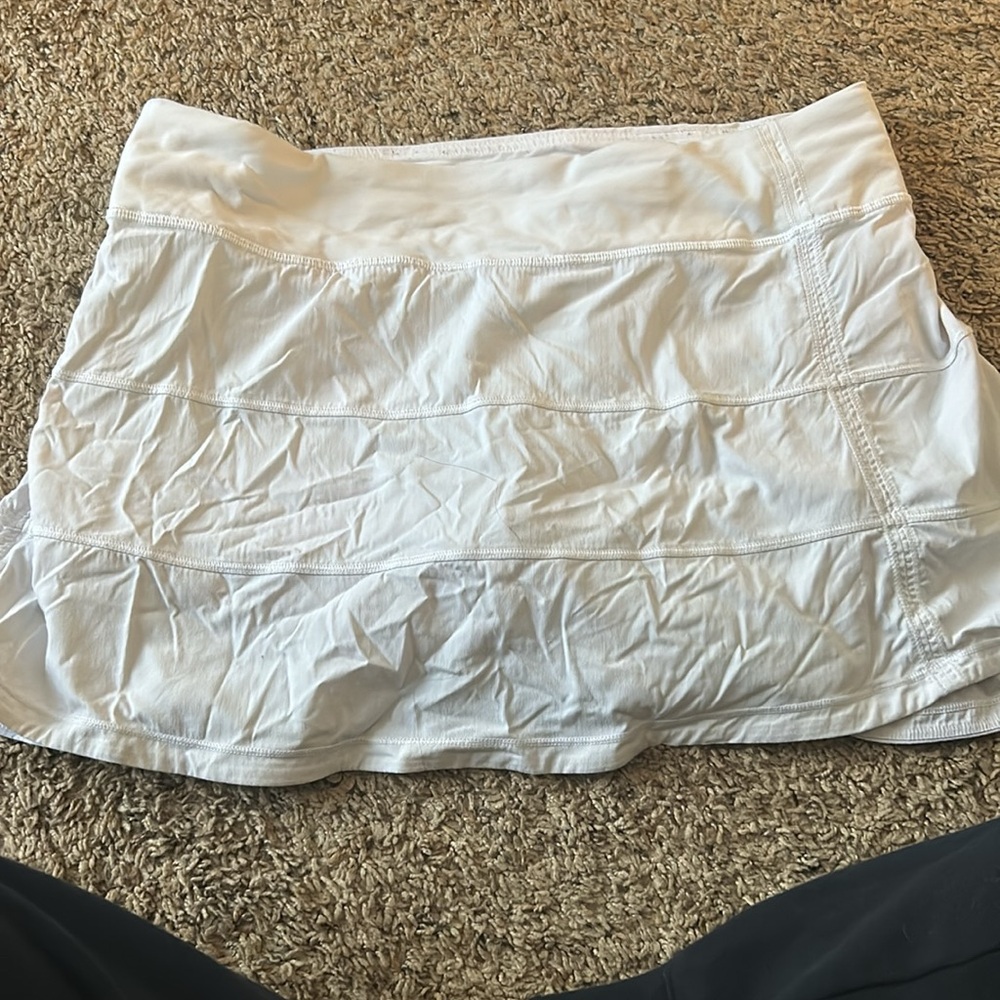 White lulu skirt - Picture 2 of 4